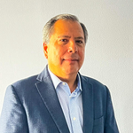 Dr. César Gamboa Peñaranda (Director de Servicios de Salud, Ministerio de Salud)