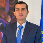 Dr. Esteban Vega de la O (Gerente de Logistica, Caja Costarricense del Seguro Social)
