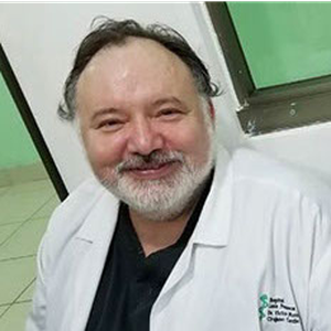 Dr. Victor Moncada (Cirujano cardiovascular)